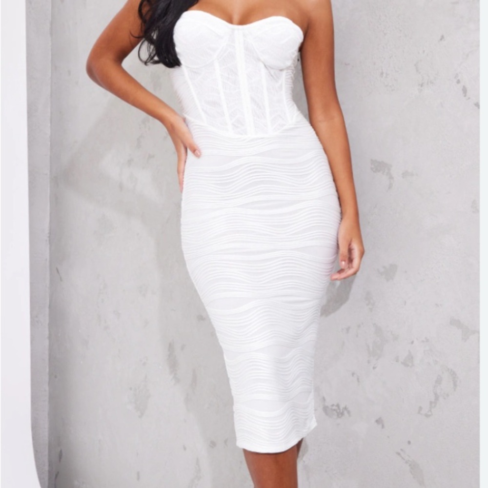 Lace strapless dress